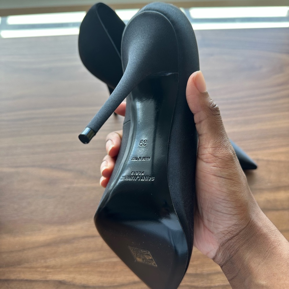 Saint Laurent Instinct 110mm Pumps (black satin) - Picture 5 of 6
